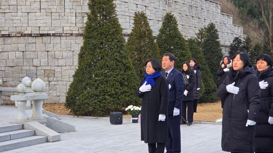 증평군, 충혼탑 참배로 병오년 새해 시작