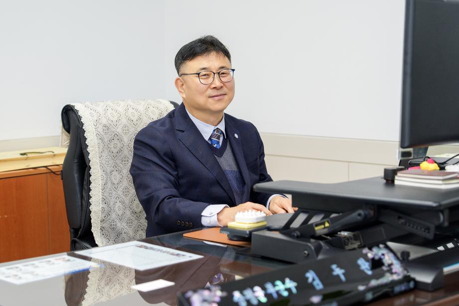 증평군, 부군수 권한대행 체제 전환...김두환 부군수 취임 100일 “군정 공백 없다”